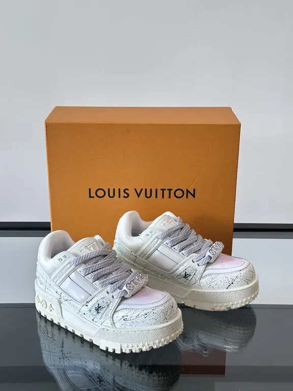 Louis Vuitton Shoe 